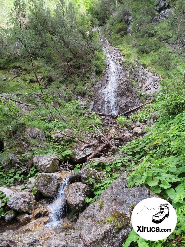 Torrentera de camino a Massaré