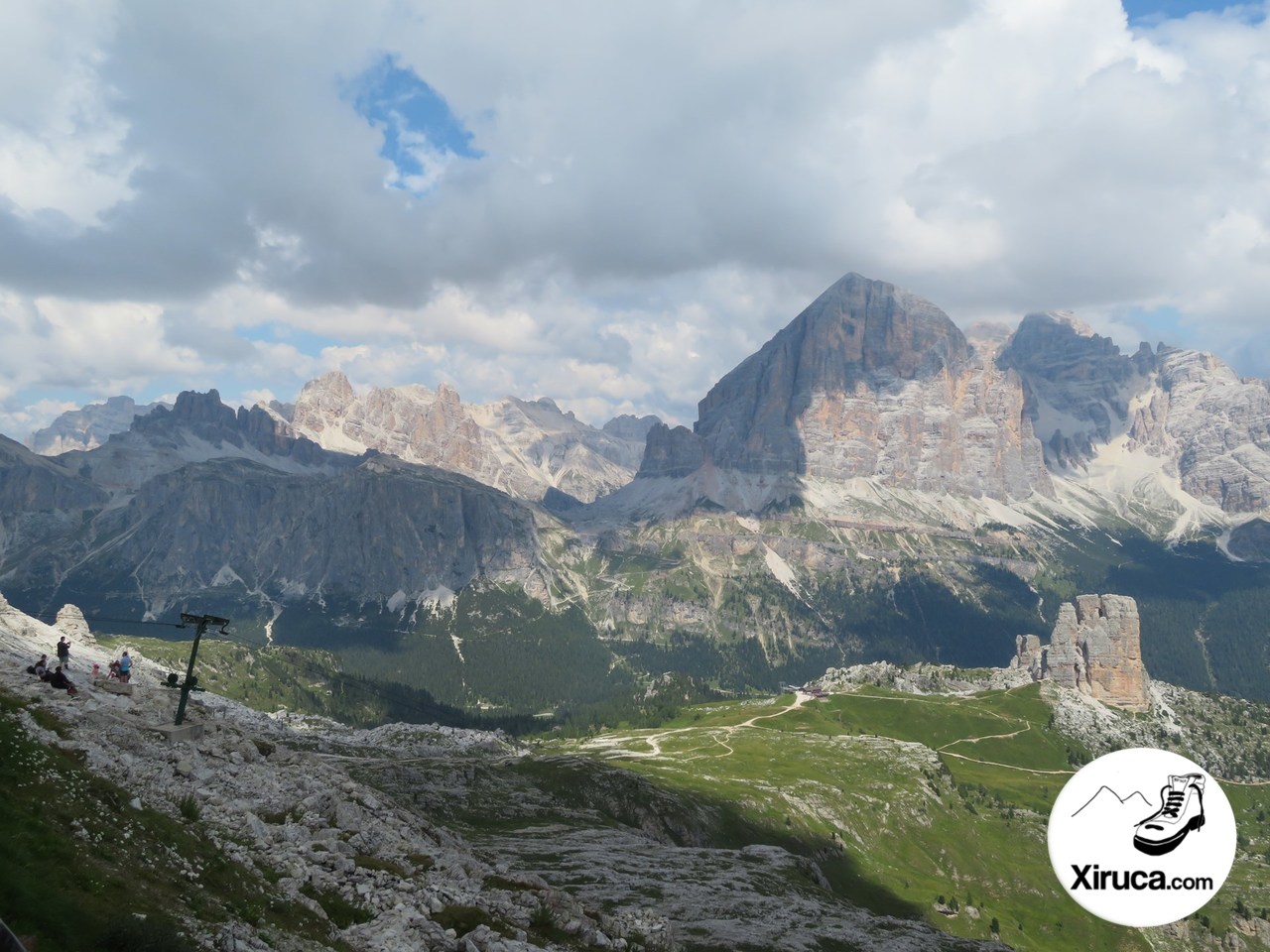 Tofanas y Cinque Torri desde Rifugio Nuvolau