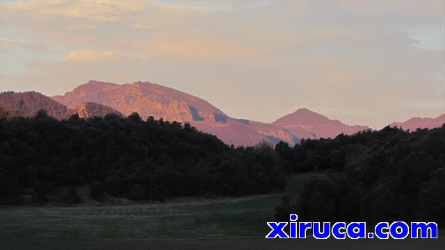 Puigsacalm desde carretera de Santa Pau