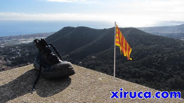 Montcabrer desde el Castell de Burriac