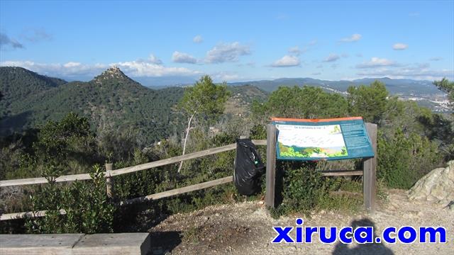 Castell de Burriac desde la Creu de Montcabrer