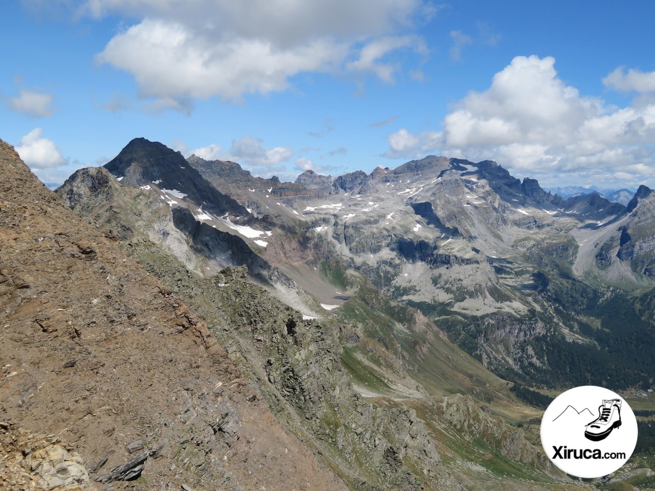 Punta del Rebbio, Helsenhorn y otros desde ascenso al Wasenhorn