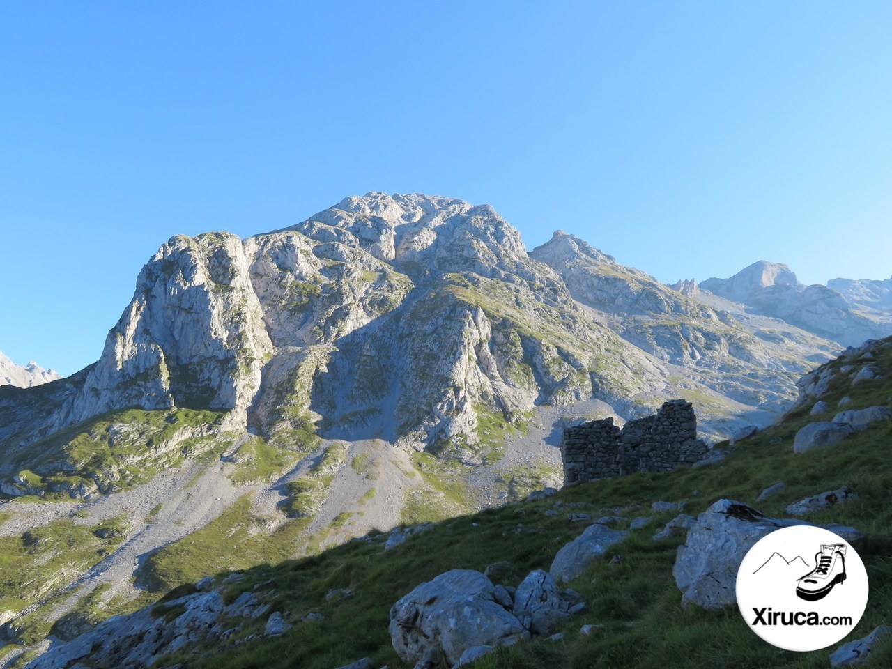 El Escamellau desde Majada de Fresnedal