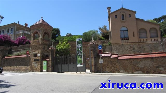 Entrada al Parc del Castell de l'Oroneta