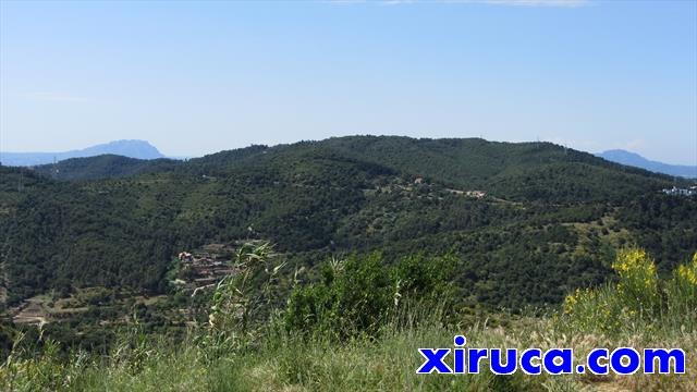 Montserrat y La Mola desde Sant Pere Màrtir