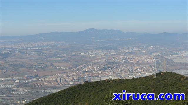 La Llagosta y La Mola desde el Turó de les Maleses