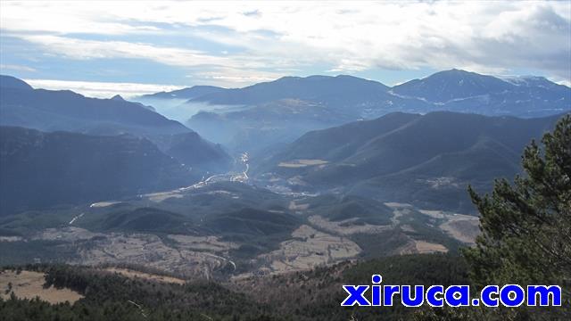 Guardiol de Berguedà y Rasos de Peguera desde Sant Marc de Brocà