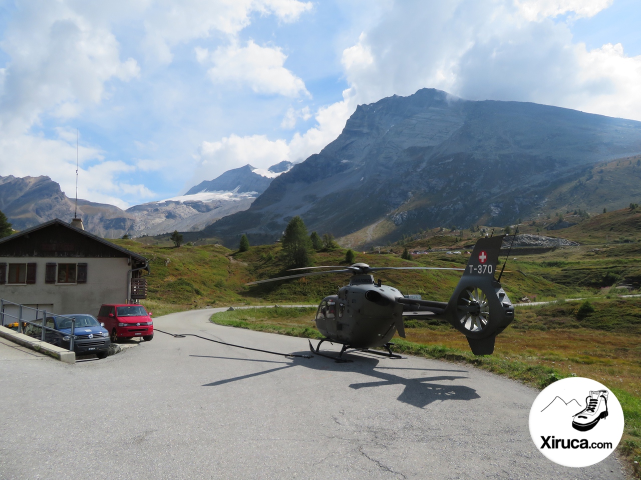 Helicóptero en Simplon Pass