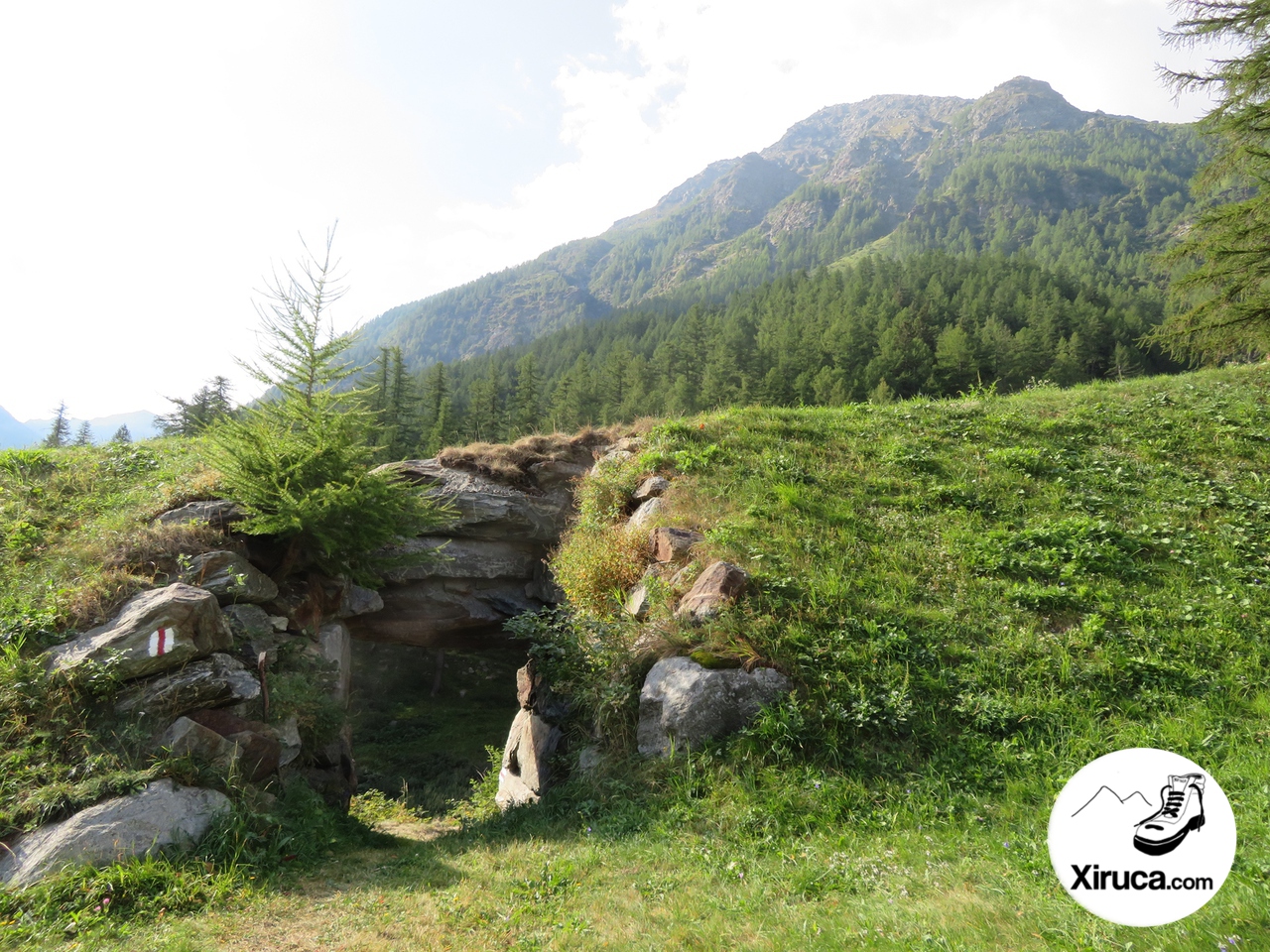 Túnel a la salida de Simplon Dorf