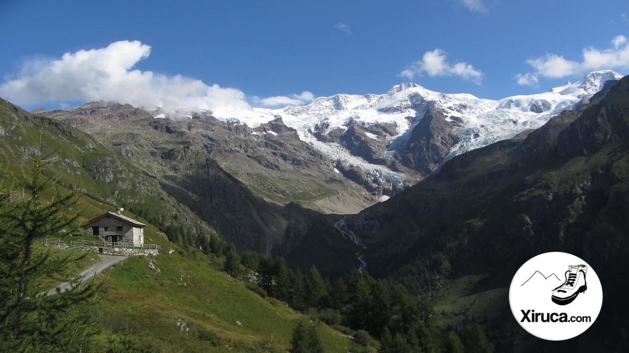 Cuatromiles de Monte Rosa desde los alrededores de Santa Ana