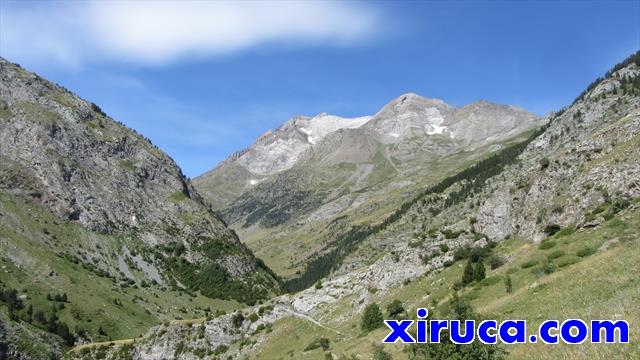 Vista del Vignemale camino de la Cabaña del Cerbillonar