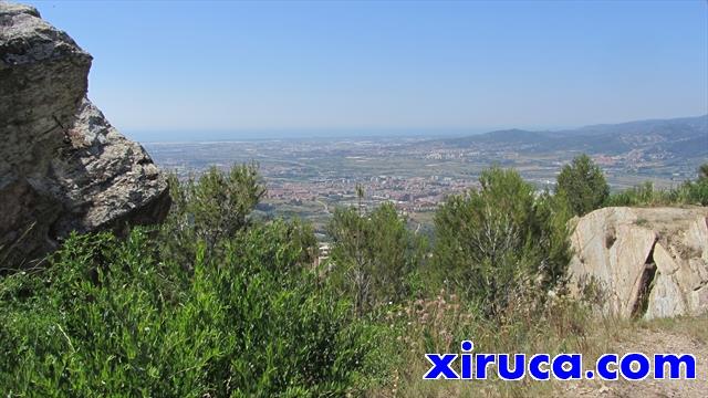 Amplias vistas en el Puig d'Olorda