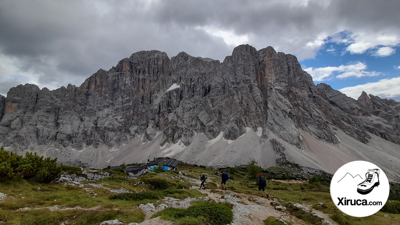Civetta y Rifugio Tissi desde Cima di Col Rean