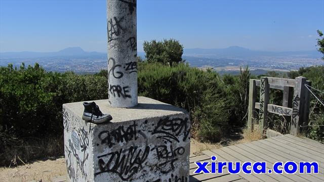 En el Turó de Magarola, con Montserrat a un lado y La Mola al otro