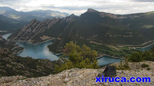 Pantà de la Llosa del Cavall y Serra dels Bastets desde la Mola de Lord