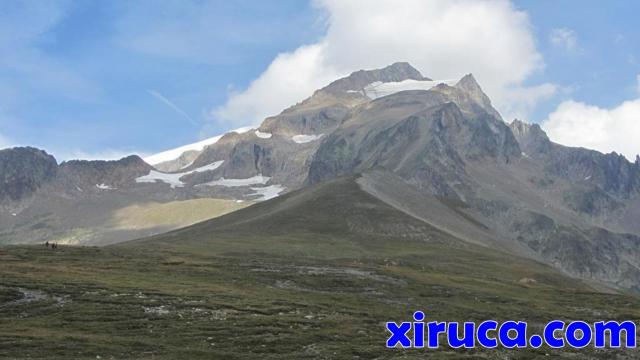 Aiguille des Glaciers desde Col de la Seigne
