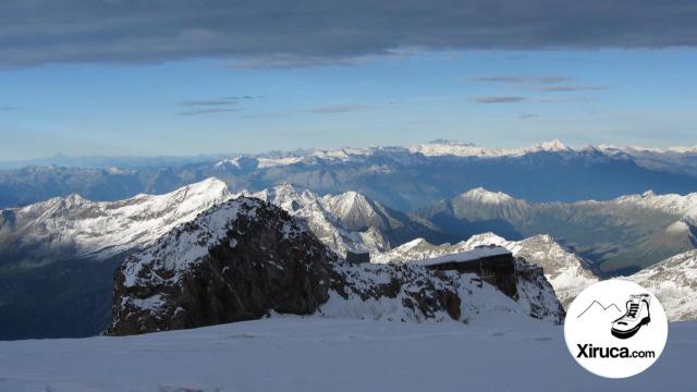 Por encima del Refugio Gnifetti