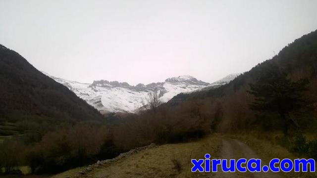 Crestas de Año y Peña de Otal desde pista