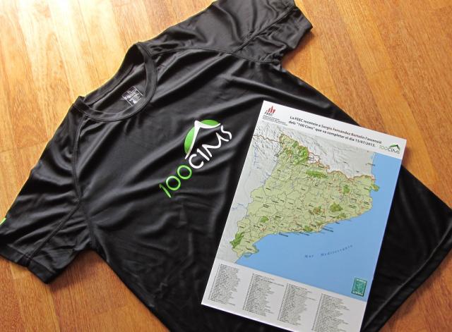Camiseta y mapa de 100 cims